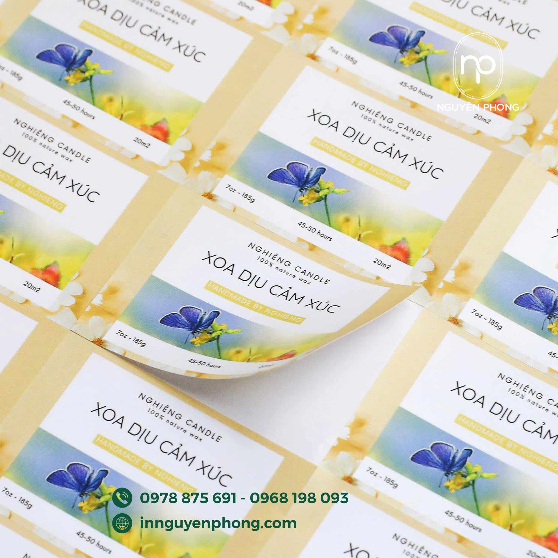 Bế demi trên mẫu tem nhãn dán nước hoa